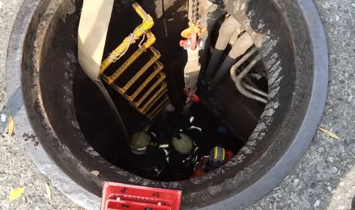 北市花博公園旁工人摔落下水道 尾椎受傷送醫