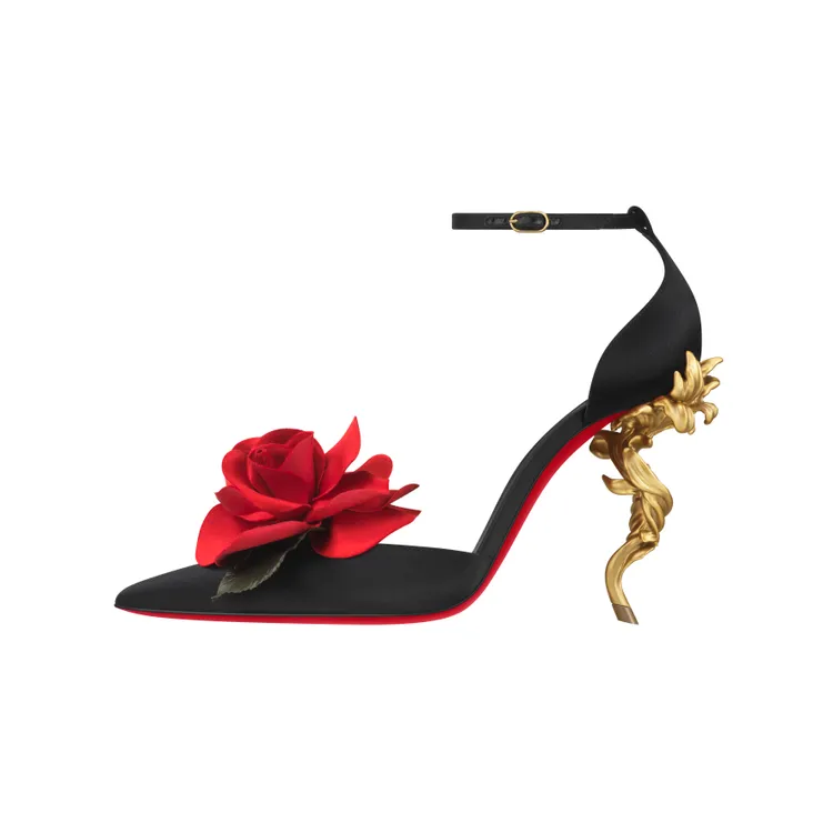 Christian Louboutin「BELLAROSE」 ，14萬8300元。品牌提供