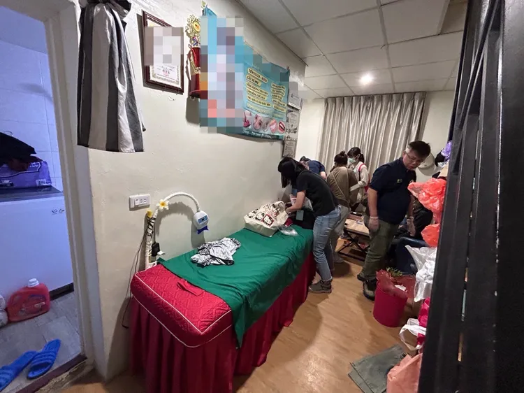 專案小組長期蒐證及跟監、埋伏，確認小惠在屏東租用套房經營地下醫美診所。翻攝畫面