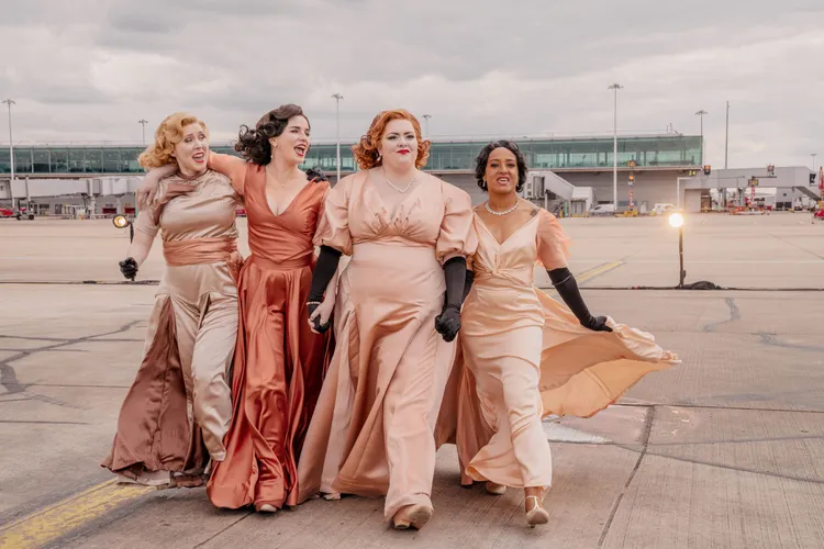 《青春來接招》打造粉絲追星與姊妹情誼，十分動人。台北双喜電影提供