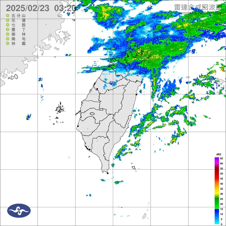 東北季風影響，今(23)日基隆北海岸有局部大雨發生的機率，請注意瞬間大雨、雷擊及強陣風。