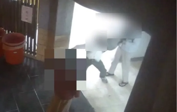 涉嫌偷拍的鄭姓男子遭警方逮捕送辦。警方提供