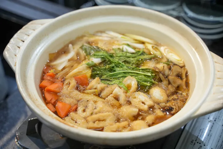 秋田烤米棒鍋。田欣雲攝影