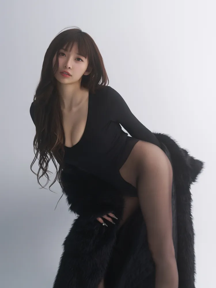 祈錦鈅大方分享自己洗澡的步驟。Ryan Studio提供