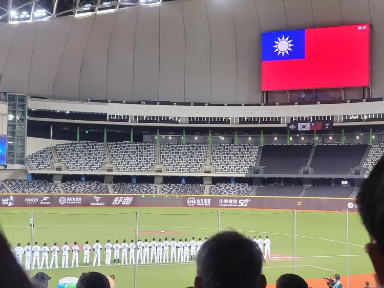 世界棒球經典賽資格賽（WBCQ）前，中華隊連續兩天與韓職樂天巨人隊打2場自辦熱身賽。讀者提供