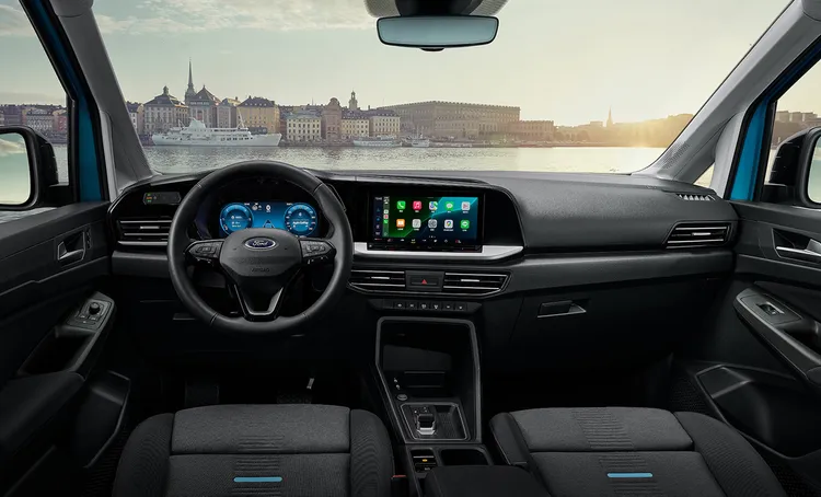 全新25年式車型皆搭載10.25吋數位化儀錶板，以清晰易懂的視覺判讀介面完整顯示豐富車輛資訊，並升級全新10吋娛樂通訊整合系統。業者提供