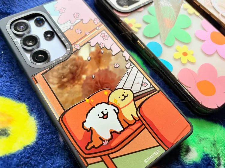 還能用來當鏡子的鏡面款式從推出後就受許多消費者喜愛。趙筱文攝