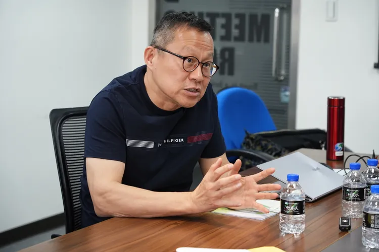 中華工程委任律師張冀質疑調查報告缺乏中原站的地震監測儀數據。彭欣偉攝