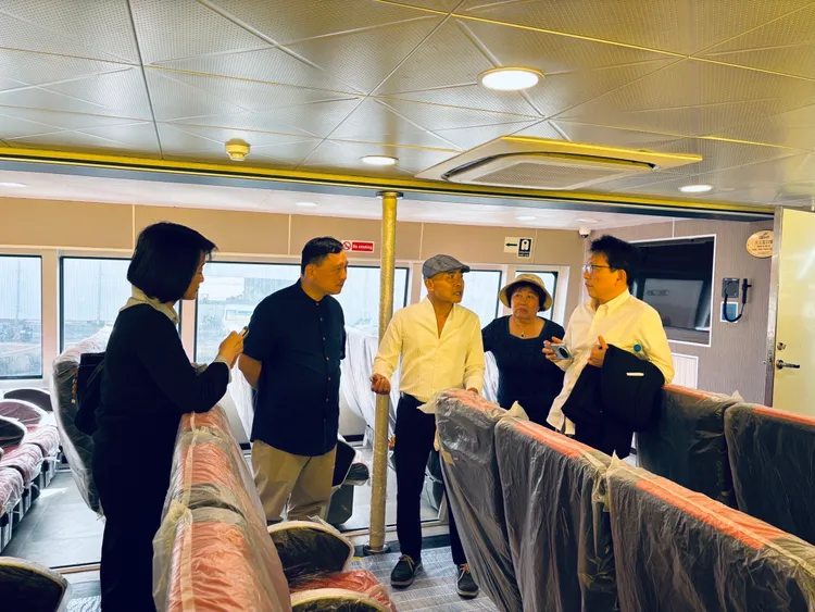 新船天王星21號內裝。台東縣政府提供