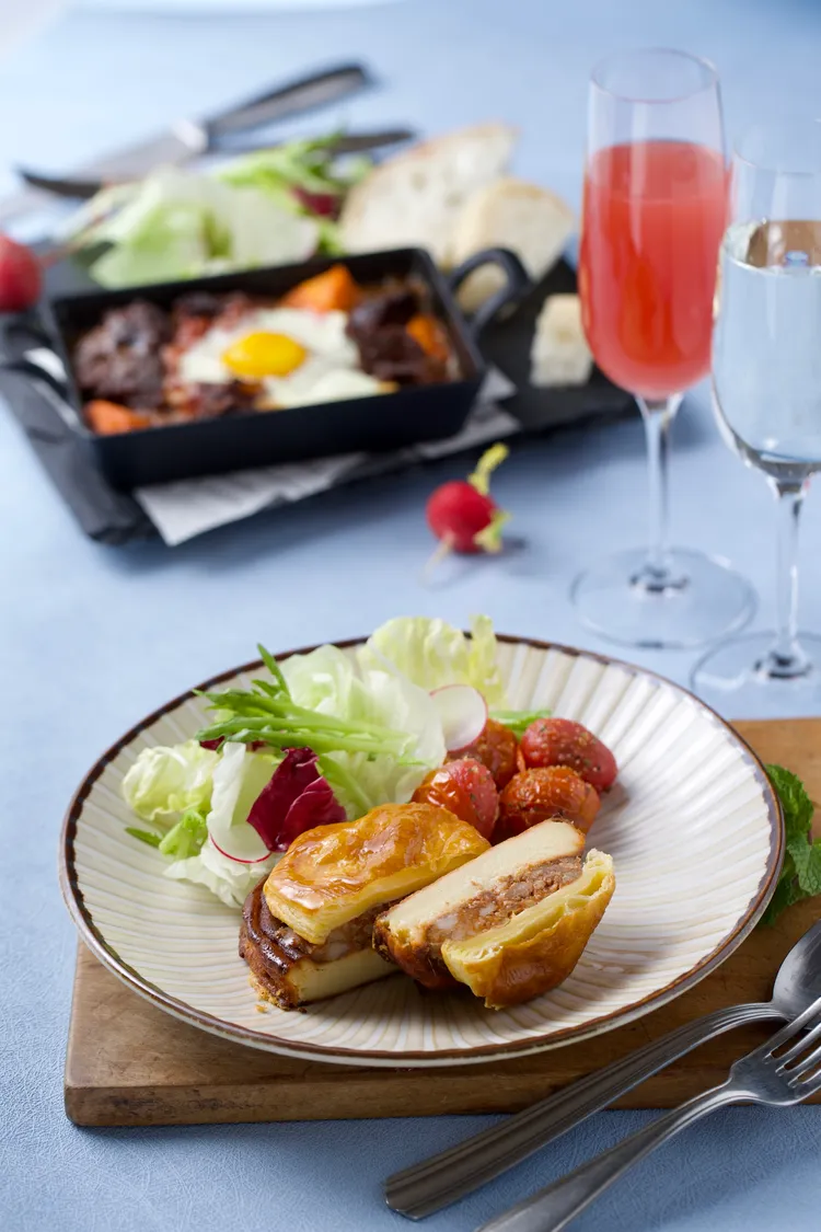 義式肉醬鮮乳清肉派。業者提供