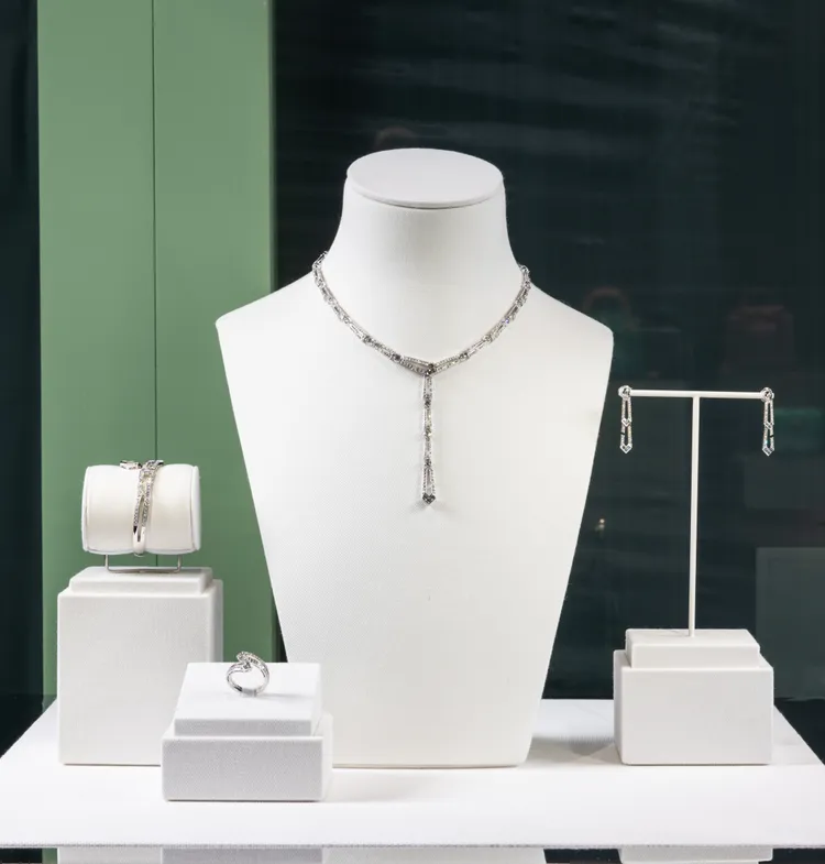 GUCCI頂級訂製展珠寶作品。品牌提供