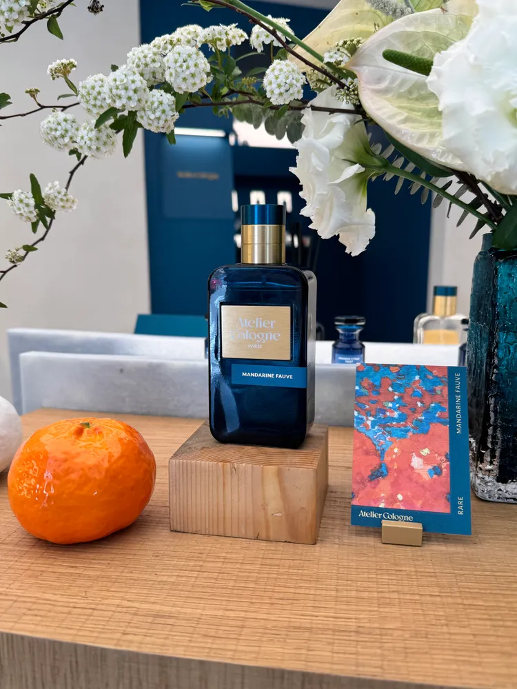 歐瓏珍稀系列琺瑯橘木珍稀淡香精，30ml／5200元、100ml／9200元。張家玲攝