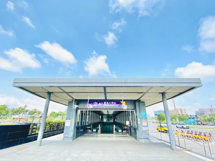 桃園機捷體育大學站受益於A7重劃區的房市熱度，2024年周遭累計成交222戶，成為交易量排名第4的機捷站點。永慶房產集團提供