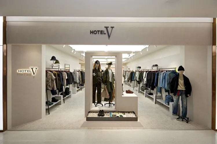 HOTEL V進駐信義遠百A13。品牌提供