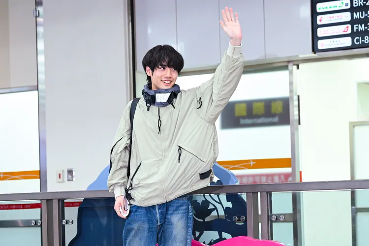 赤楚衛二親切和粉絲打招呼。天馬行空提供