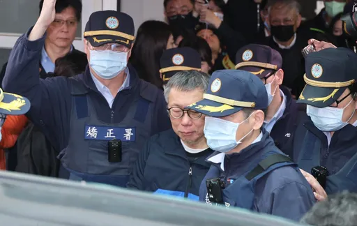 柯文哲奔喪83分鐘!火速被押回北所 陳佩琪哭喊「司法迫害人權」