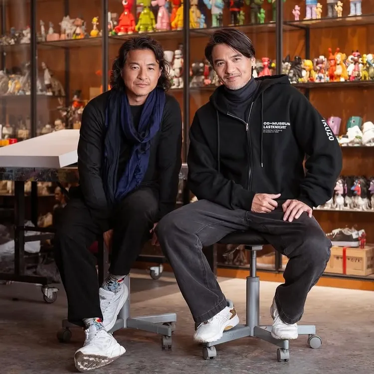 馮德倫（右）與「Figure 教父」Michael Lau。翻攝IG