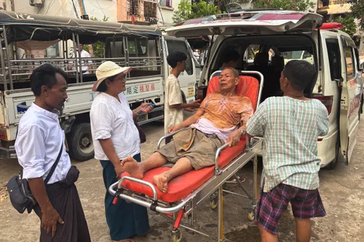 緬甸強震|罹難者增破千人!軍政府:1002死、2376傷、30失蹤