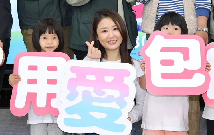 林心如很重視女兒的教育。莊宗達攝