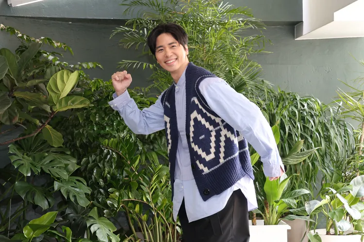 巫宗翰為戲勤練跑。莊宗達攝