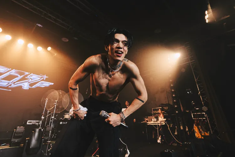 KIRE操出7%體脂的冰塊肌。圖／The Kid Who Flew翼有限公司提供