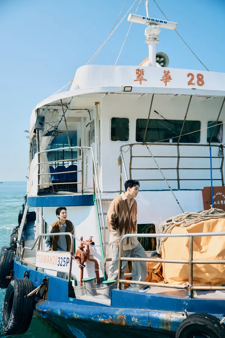 偉晉與彭千祐在香港深度旅遊。源活國際娛樂提供