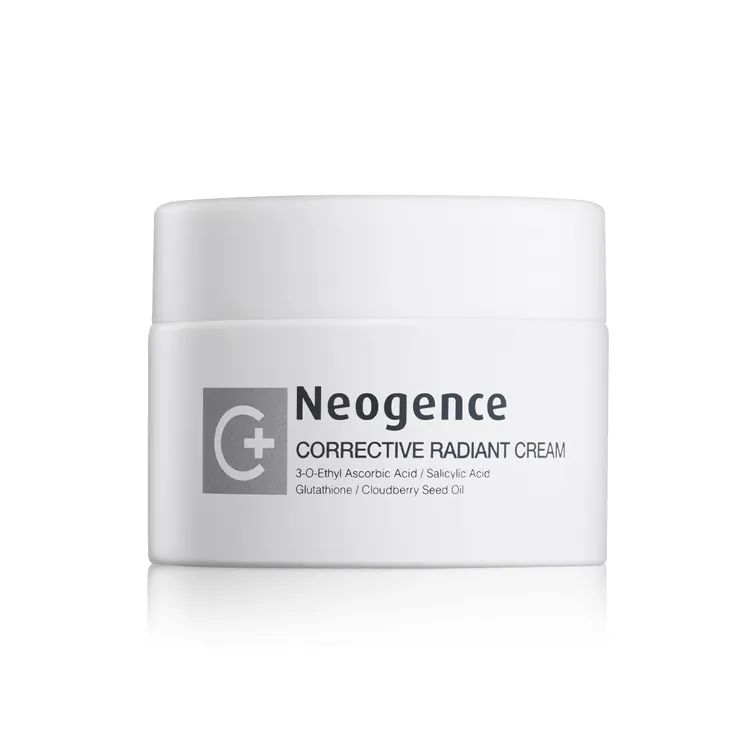 霓淨思極透光無瑕淨膚霜，50ml／1100元。品牌提供