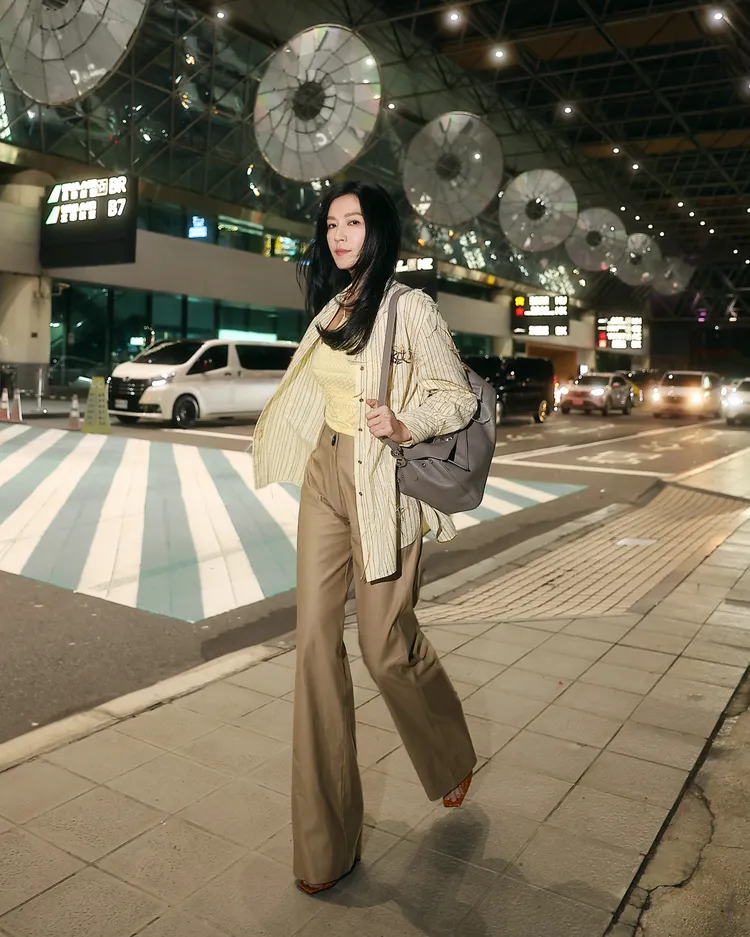 林熙蕾的機場時尚照氣質出眾。品牌提供