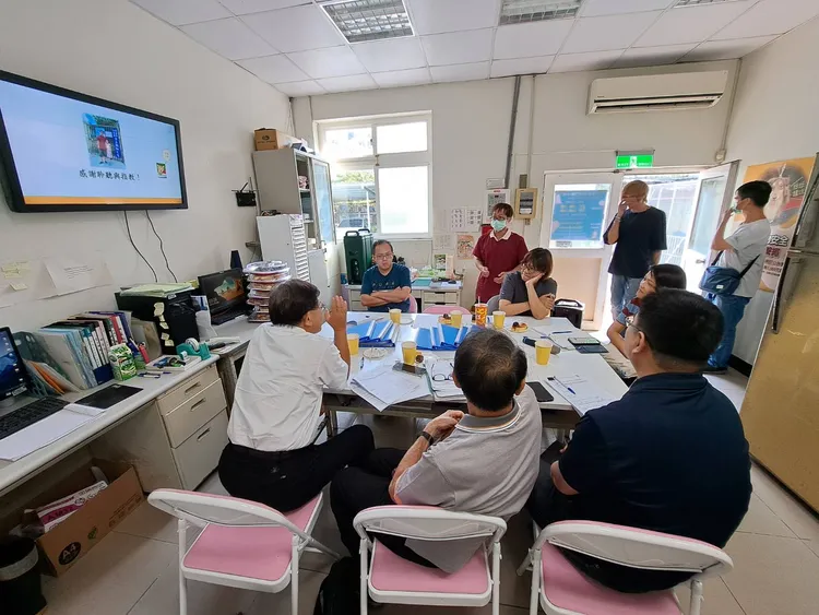評鑑委員至新北各動物之家辦理實地評鑑。動保處提供
