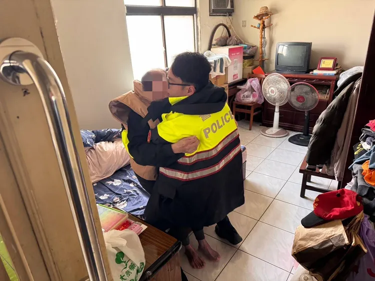 警員到場解圍。大園警分局提供