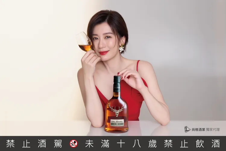 大摩15年高雅之中蘊藏驚喜，成為賈靜雯與好友相聚時的最佳選擇