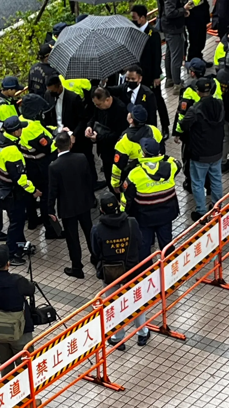 北市警方動員400人次到場警戒，慎防意外事件發生。攝影中心攝