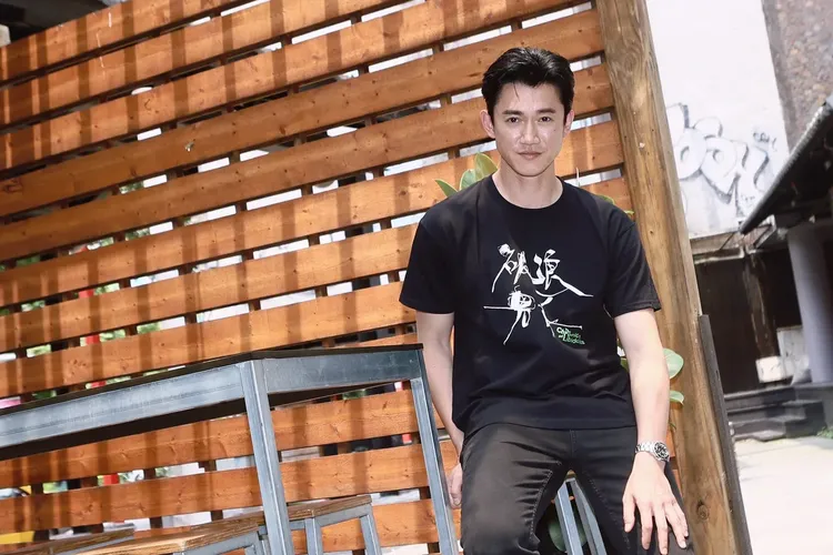 吳慷仁依約回台拍片。資料照片