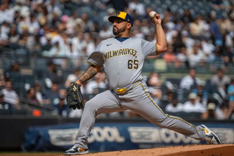 柯提斯回前東家遭砲轟。美聯社