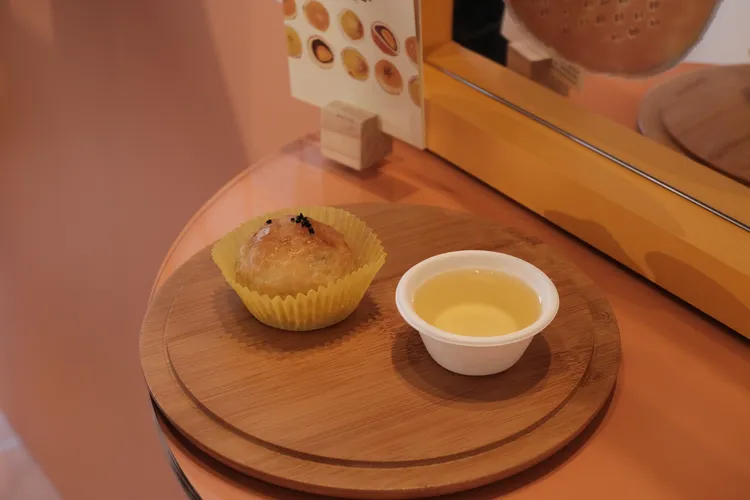 這次快閃店特別推出獨家回烤及現沖茶品服務。S.H.攝