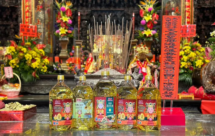 歷年來聯名最多品項  包含聯名的調合油、蔬菜油等五款產品。泰山提供