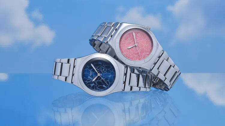 錶盤上可以看到不同的花卉雕刻。品牌提供