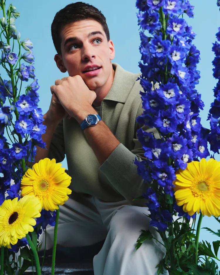 錶款透過繽紛色調呼樣春日活力。品牌提供