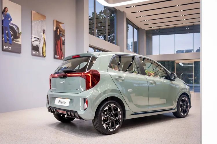 車尾部分則採用Star Map LED星圖尾燈，提升辨識度。業者提供