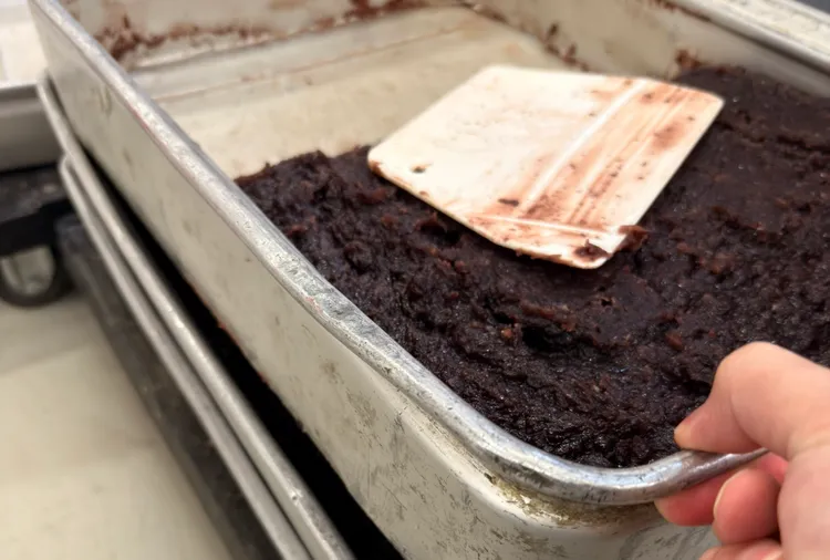 「滋養」遭稽查並指出食材未適當區隔。台北市衛生局提供