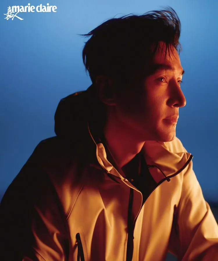 胡歌距離集滿五大女刊只差最後一步。翻攝《Marie Claire嘉人》微博