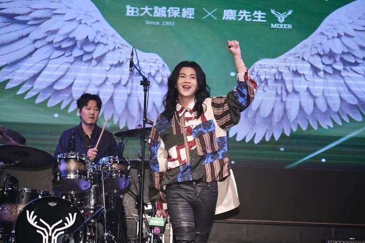 聖皓鬆口談大巨蛋進度。彭欣偉攝