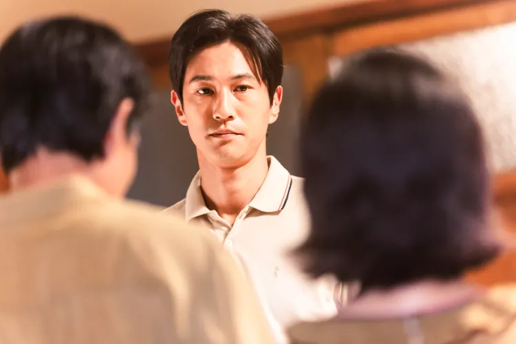 鍾承翰每年的中秋一定會與家人及固定好友過節。公視台語台、華視提供