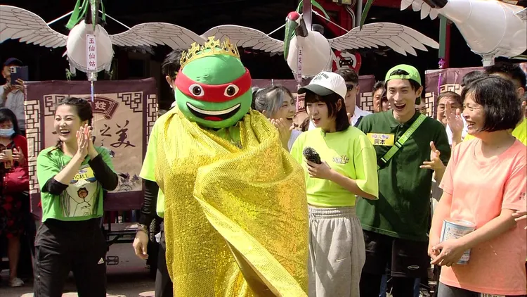 胡瓜化身龜王戰績超爛。民視提供