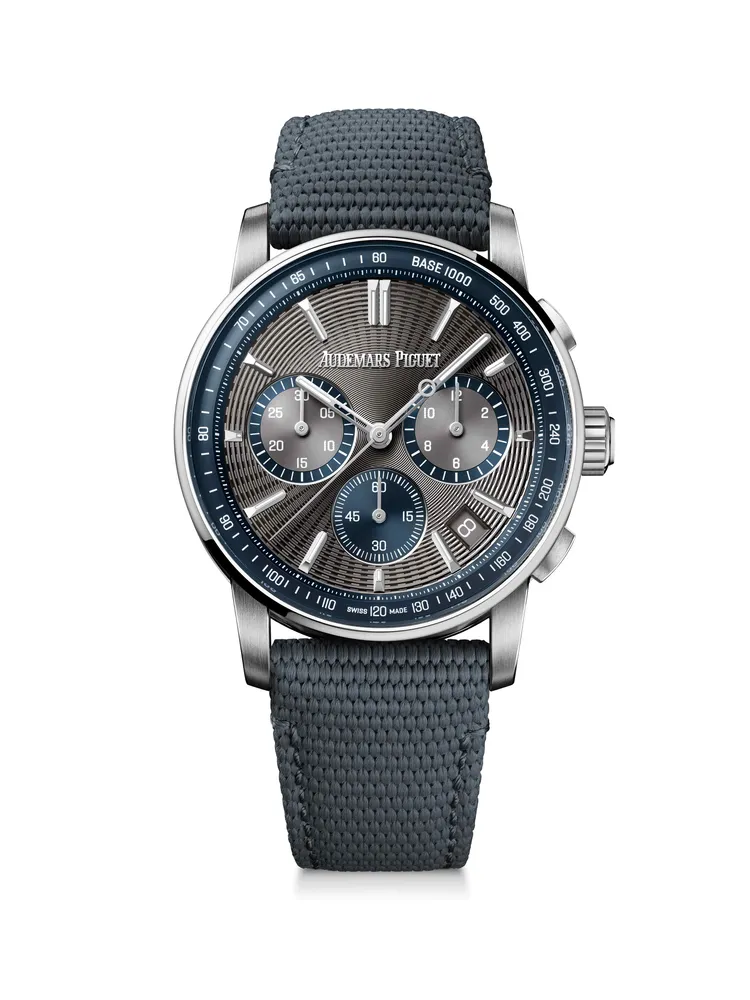 AP CODE 11.59系列自動上鍊計時碼錶，41mm，精鋼錶殼，灰色錶面，灰色紋理橡膠錶帶，4401自動上鍊機芯，動力儲存70小時，防水深度30米。品牌提供