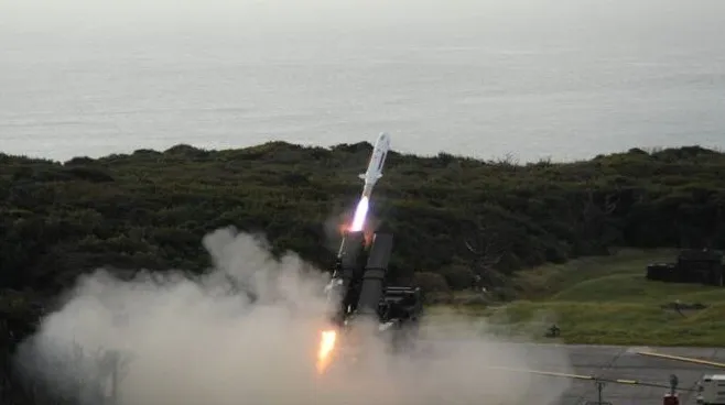 「12式陸基反艦飛彈增程改良型」射程約1000公里。翻攝X@日本防衛省