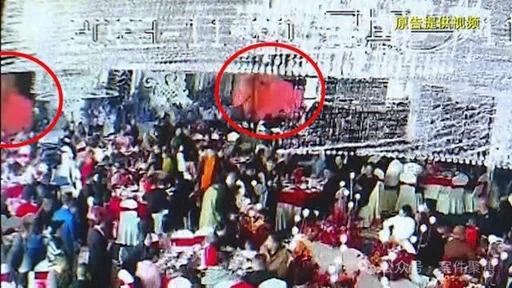 新娘進場瞬間「大螢幕播半裸不雅照」　600賓客驚：這就是新娘？