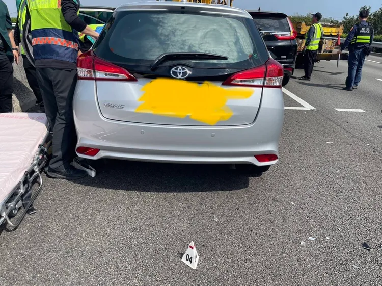 國道5車追撞，疑未保持安全距離肇禍。民眾提供