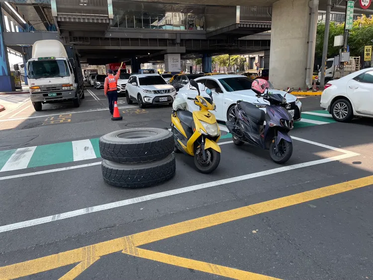 車禍現場。龜山警分局提供