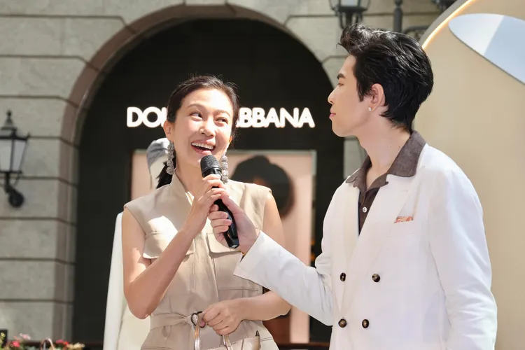 Summer（左）洩漏蕭敬騰（右）的黏妻事蹟。莊宗達攝